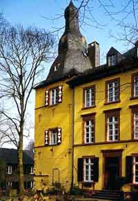 Castle Isenburg in the County of Berg